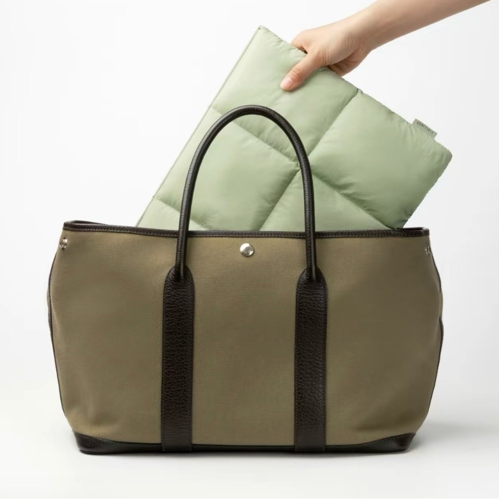  Comfyable Puffy Laptop Sleeve, Quilted Puffer Laptop Carrying Case - Picture 5 of 9